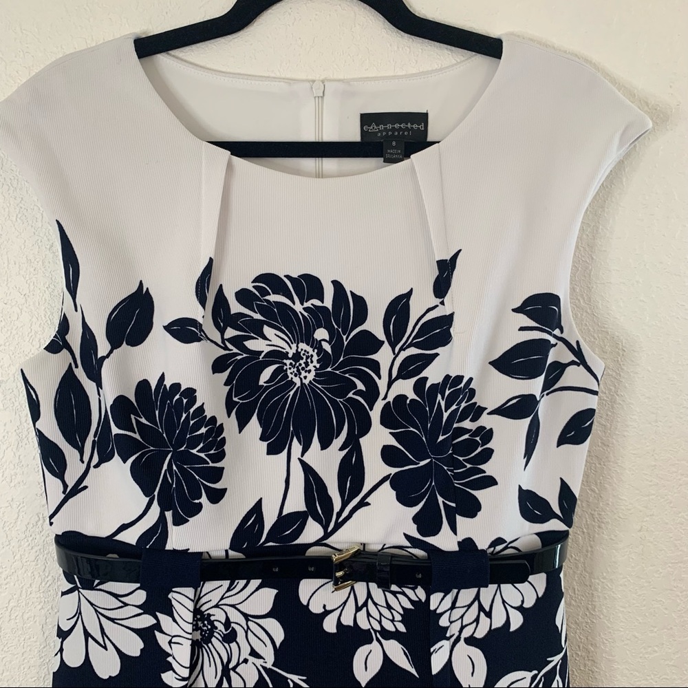 Connected Apparel - Picture 3 of 5